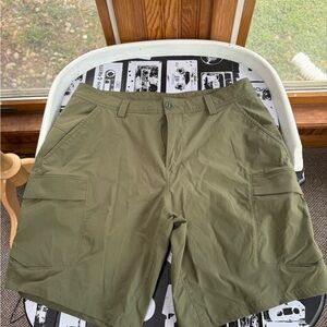 Under Armor Fish Pro